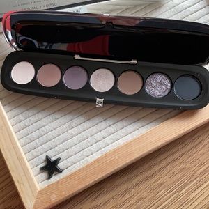 Marc Jacobs Steeletto eyeshadow palette
